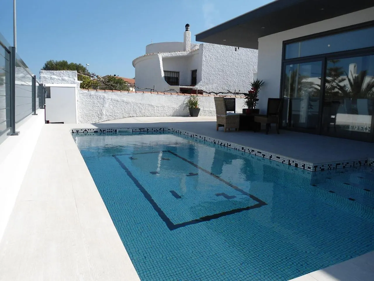 Casa Mariona Villa Riumar Spain